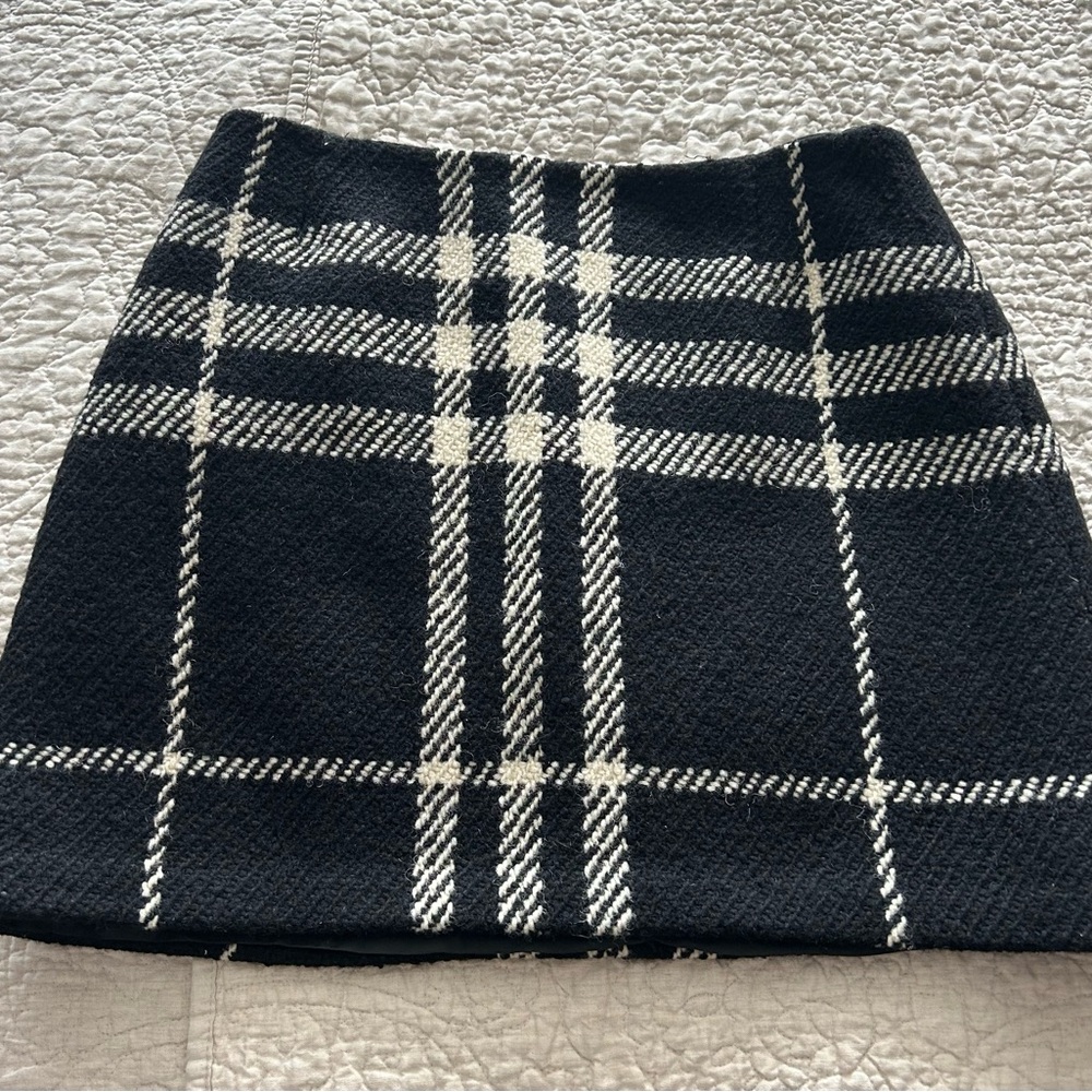 Burberry Plaid Black and White Women's Skirt